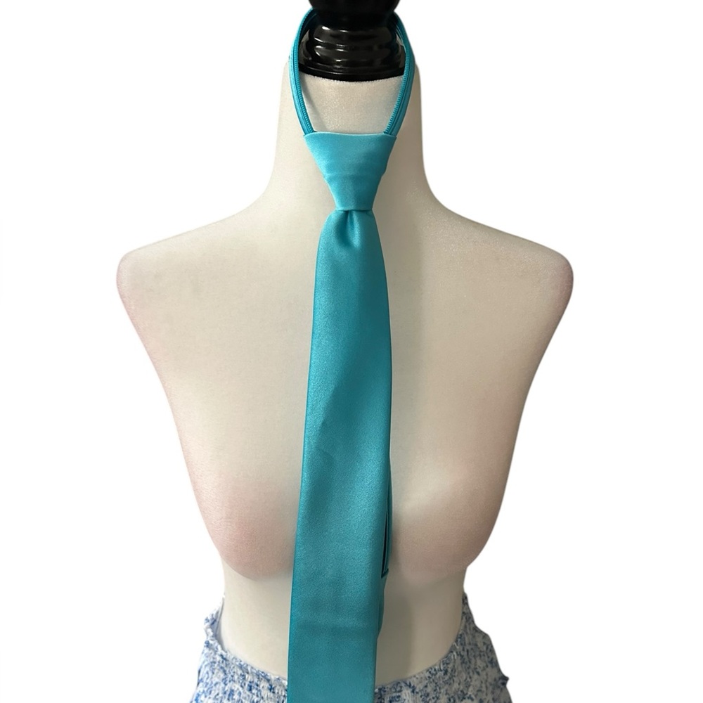 EUC boys, zipper, Vibrant Turquoise Necktie
